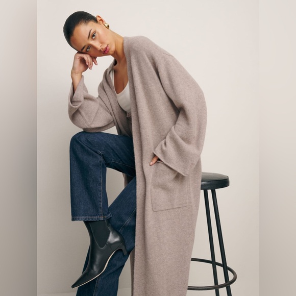 Reformation Bri Cashmere Cardigan in Oatmeal - Picture 2 of 10